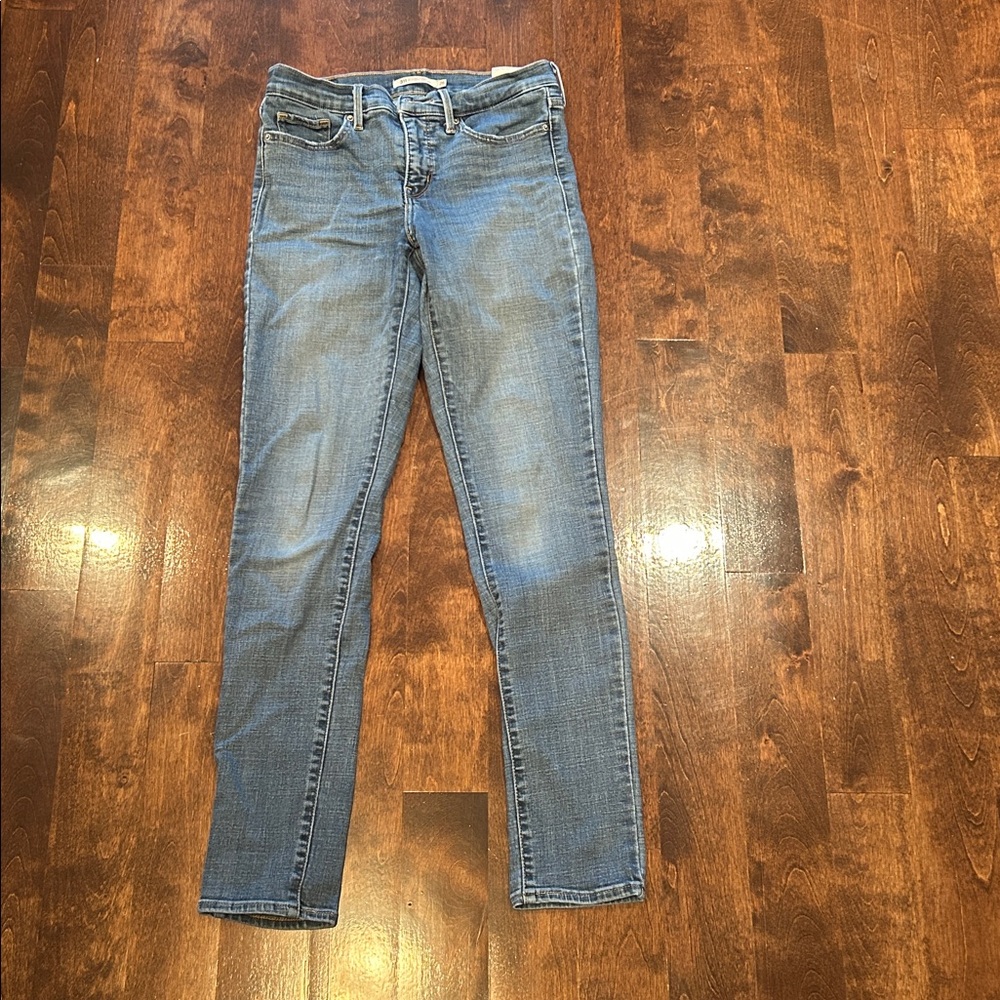 Levi’s 311 shaping skinny jeans